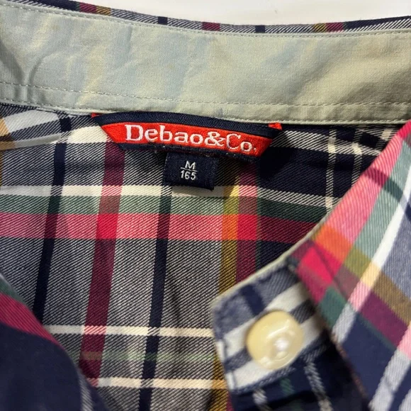 Women's Plaid Button-Up Blouse - Picture 7 of 8